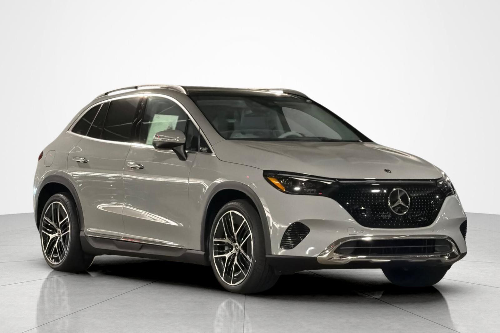 New 2026 Mercedes-Benz EQE 320 4MATIC SUV image 7