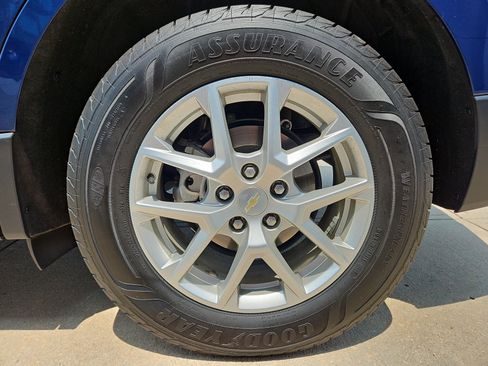 Used 2022 Chevrolet Equinox LS AWD/4WD image 5