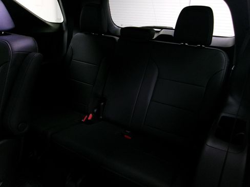 New 2026 Chevrolet Traverse LT w/ Driver Confidence Package image 11