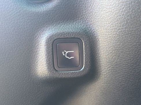 Used 2022 Jeep Compass Latitude w/ Convenience Group AWD/4WD image 15