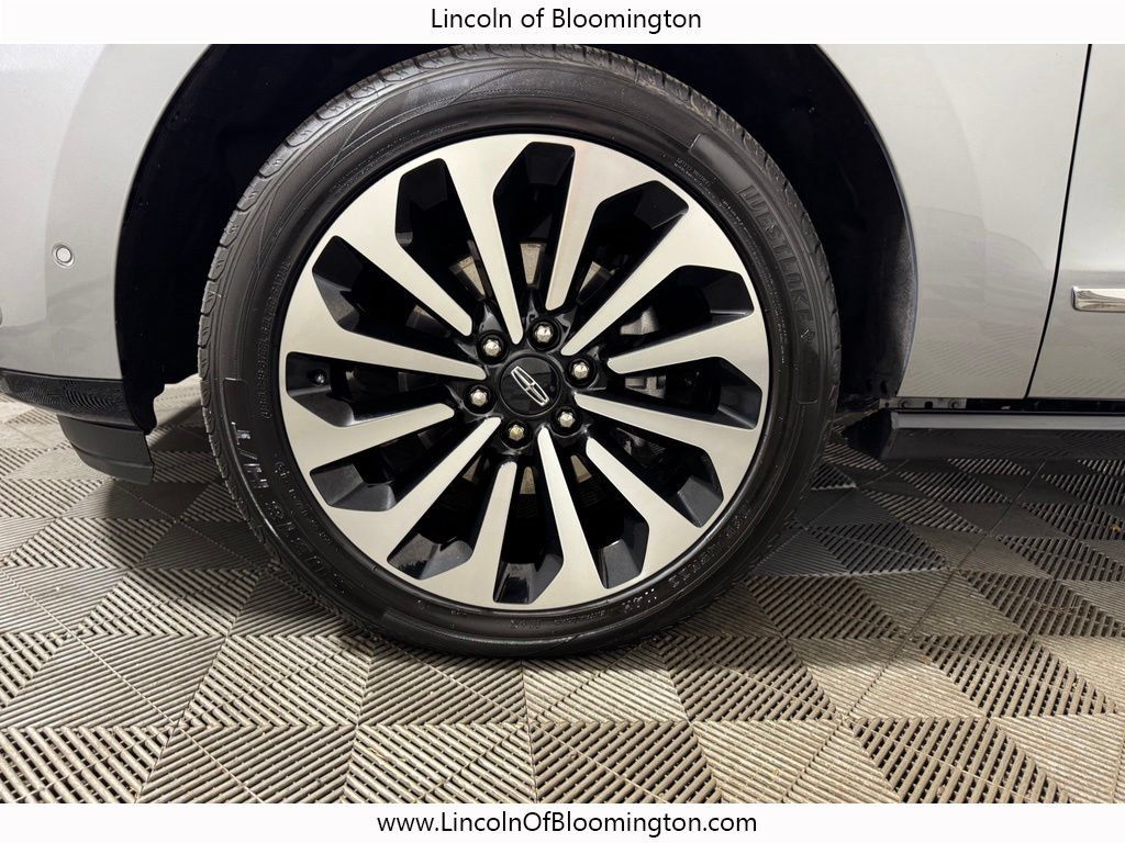 Certified 2023 Lincoln Navigator Reserve AWD/4WD image 25