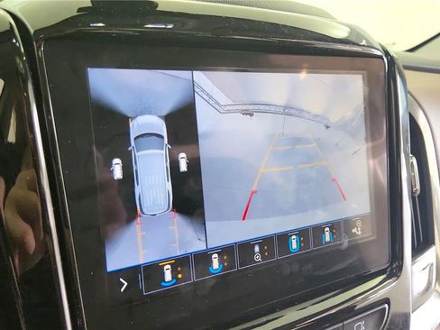 Used 2021 Chevrolet Traverse High Country AWD/4WD image 30