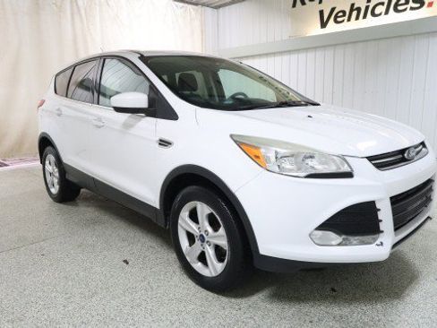 Used 2015 Ford Escape SE image 5