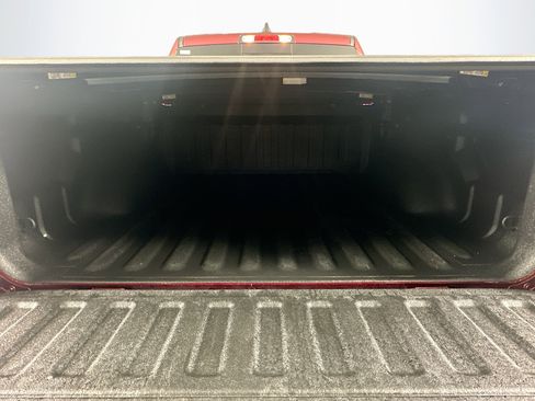 Used 2022 RAM 1500 Laramie AWD/4WD image 29