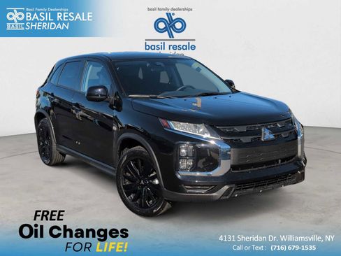 Used 2025 Mitsubishi Outlander Sport LE image 1