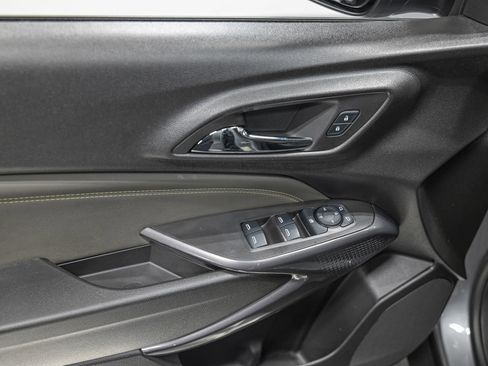 Used 2025 Chevrolet Trax ACTIV w/ Driver Confidence Package image 14