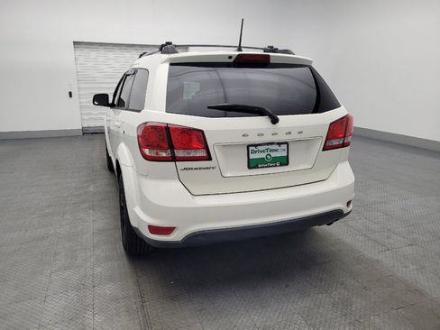 Used 2019 Dodge Journey SE w/ Premium Group image 6