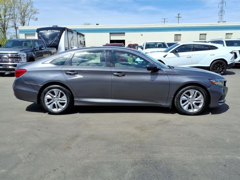 Used 2019 Honda Accord LX image 6