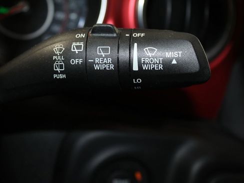 Used 2021 Jeep Wrangler Unlimited Rubicon image 30