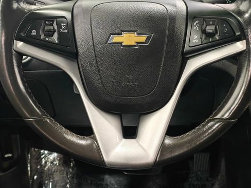 Used 2022 Chevrolet Trax LT w/ Driver Confidence Package AWD/4WD image 5