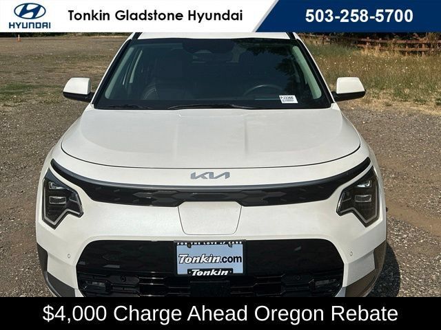 Used 2023 Kia Niro Wave FWD image 3
