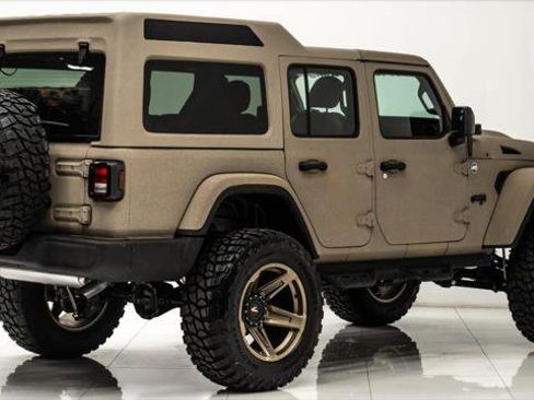 Used 2025 Jeep Wrangler Unlimited Sport image 9
