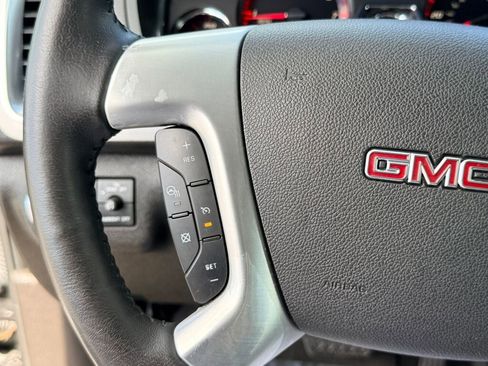 Used 2017 GMC Acadia Limited SLT image 30