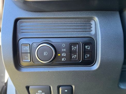 New 2026 Ford F250 Platinum image 16