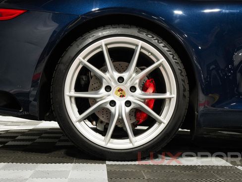 Used 2017 Porsche 911 Carrera S RWD image 9