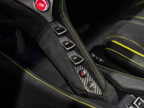 Used 2021 McLaren 720S Performance RWD image 43