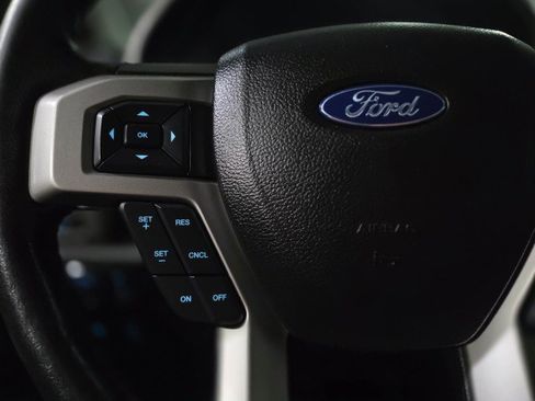 Used 2018 Ford F150 Lariat w/ Equipment Group 502A Luxury image 23