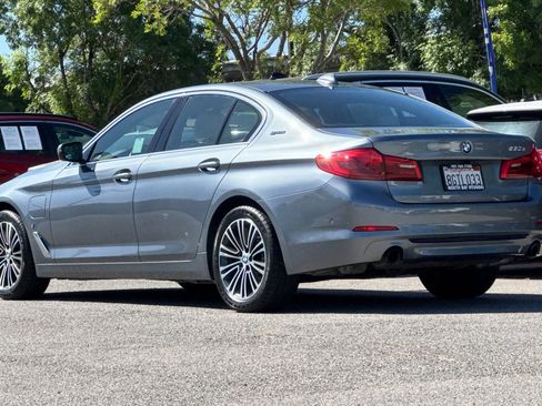 Used 2019 BMW 530e w/ Premium Package RWD image 6