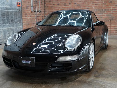 Used 2006 Porsche 911 Carrera 4S image 8