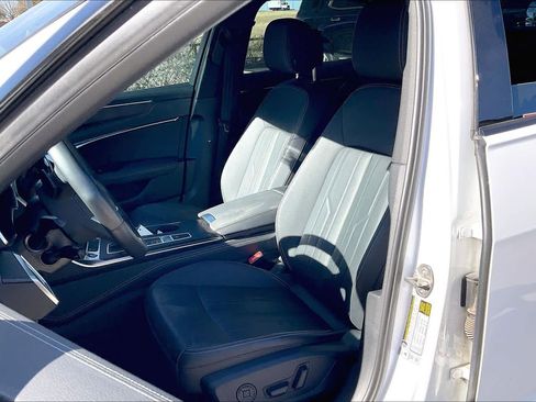 Used 2023 Audi A6 Premium Plus w/ Premium Plus Package image 7