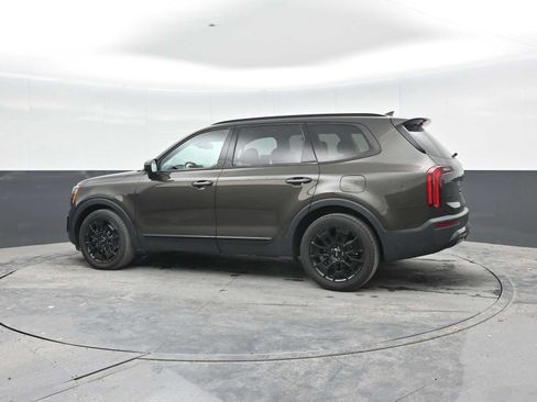 Used 2022 Kia Telluride EX w/ EX Premium Package AWD/4WD image 3