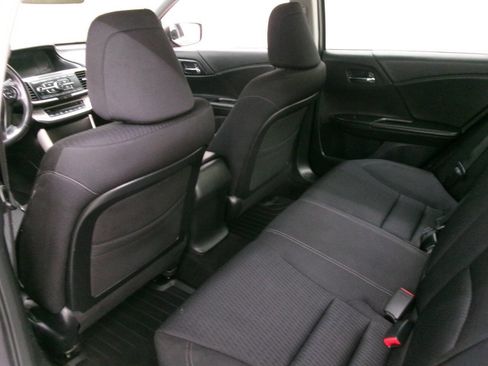 Used 2014 Honda Accord Sport image 16