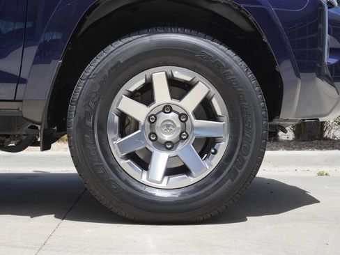Used 2015 Toyota 4Runner Trail Premium AWD/4WD image 33