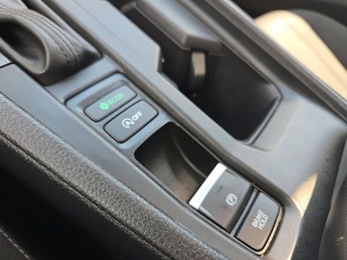 Used 2025 Honda Accord SE image 41