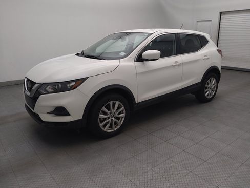 Used 2021 Nissan Rogue Sport S FWD image 2