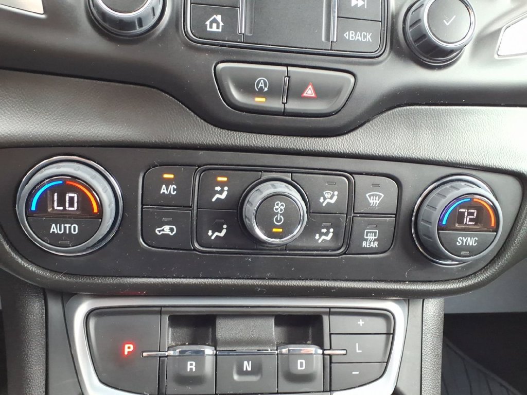 Used 2022 GMC Terrain SLE w/ Driver Convenience Package AWD/4WD image 23