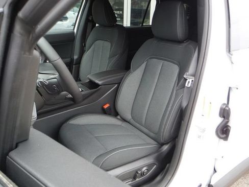 New 2026 Jeep Cherokee Laredo AWD/4WD image 4