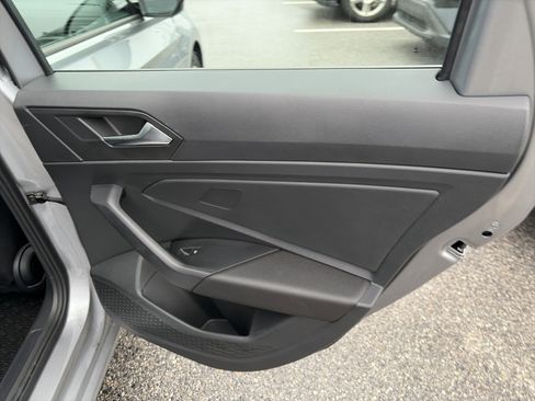 Used 2024 Volkswagen Jetta Sport image 17