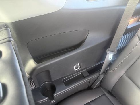 Used 2024 Ford Explorer XLT w/ Equipment Group 202A AWD/4WD image 45