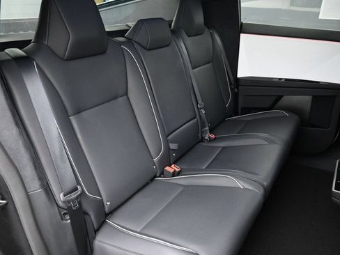 Used 2024 Tesla Cybertruck AWD Crew Cab image 25
