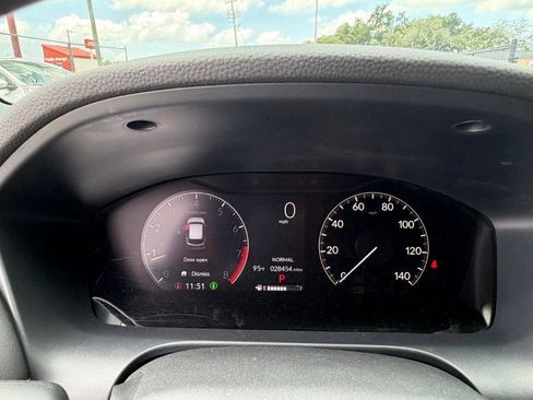 Used 2025 Honda HR-V Sport image 23