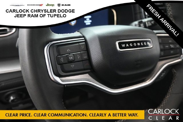 Used 2023 Jeep Wagoneer Series II AWD/4WD image 18
