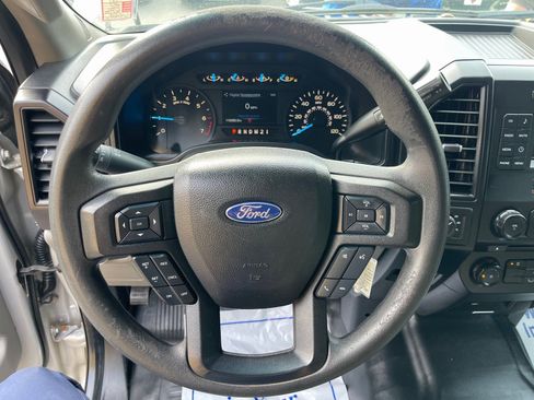 Used 2017 Ford F150 XL w/ Equipment Group 101A Mid AWD/4WD image 27