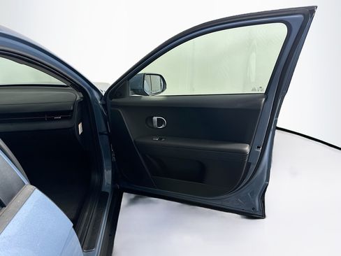 Used 2024 Hyundai Ioniq 5 SEL RWD image 34