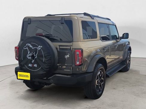 Used 2025 Ford Bronco Outer Banks AWD/4WD image 5