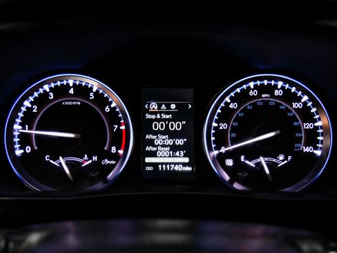 Used 2018 Toyota Highlander XLE FWD image 20