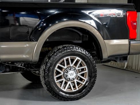 Used 2017 Ford F250 King Ranch w/ King Ranch Ultimate Package image 13