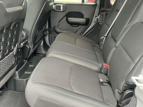 Used 2021 Jeep Wrangler Unlimited Rubicon 4xe w/ Steel Bumper Group image 27