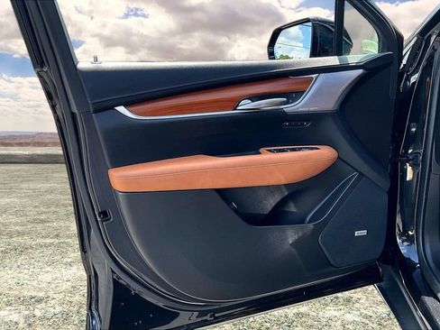 Certified 2023 Cadillac XT5 Premium Luxury AWD/4WD image 20