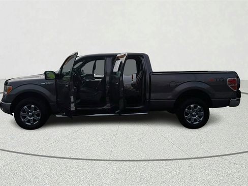 Used 2014 Ford F150 XLT w/ XTR Package image 11