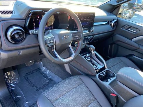 Used 2023 Chevrolet Colorado Z71 w/ Z71 Convenience Package 2 image 25