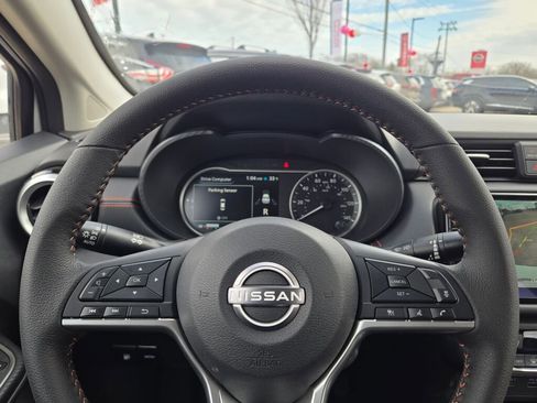 New 2025 Nissan Versa SR w/ Trunk Package image 32