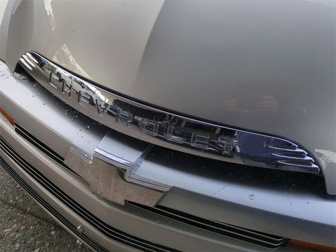 Used 2005 Chevrolet SSR Base w/ Preferred Equipment Group image 29