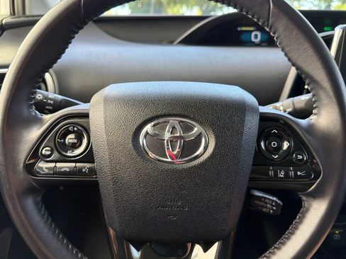 Used 2022 Toyota Prius Prime XLE FWD image 29