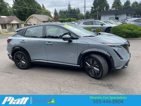 Used 2023 Nissan Ariya AWD image 14