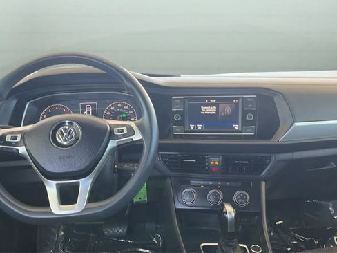 Used 2021 Volkswagen Jetta S w/ Driver Assistance Package FWD image 10